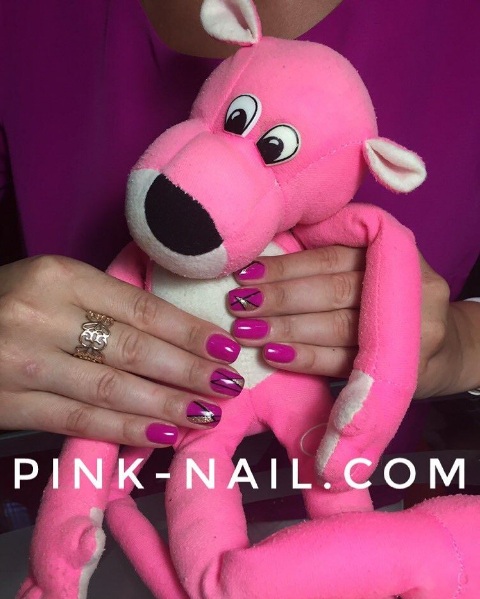 Талисман салона - плюшевая розовая пантера
